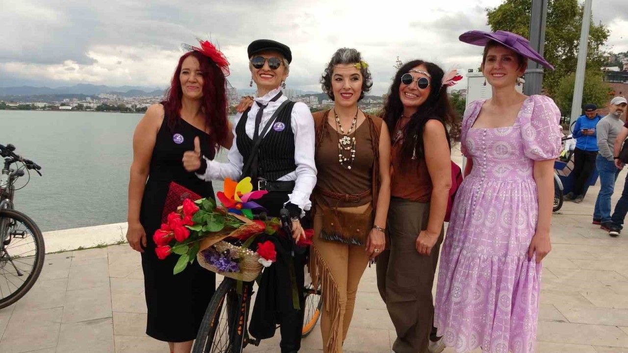 'Süslü Kadınlar Bisiklet Turu' Ordu'da renkli bir şölene dönüştü