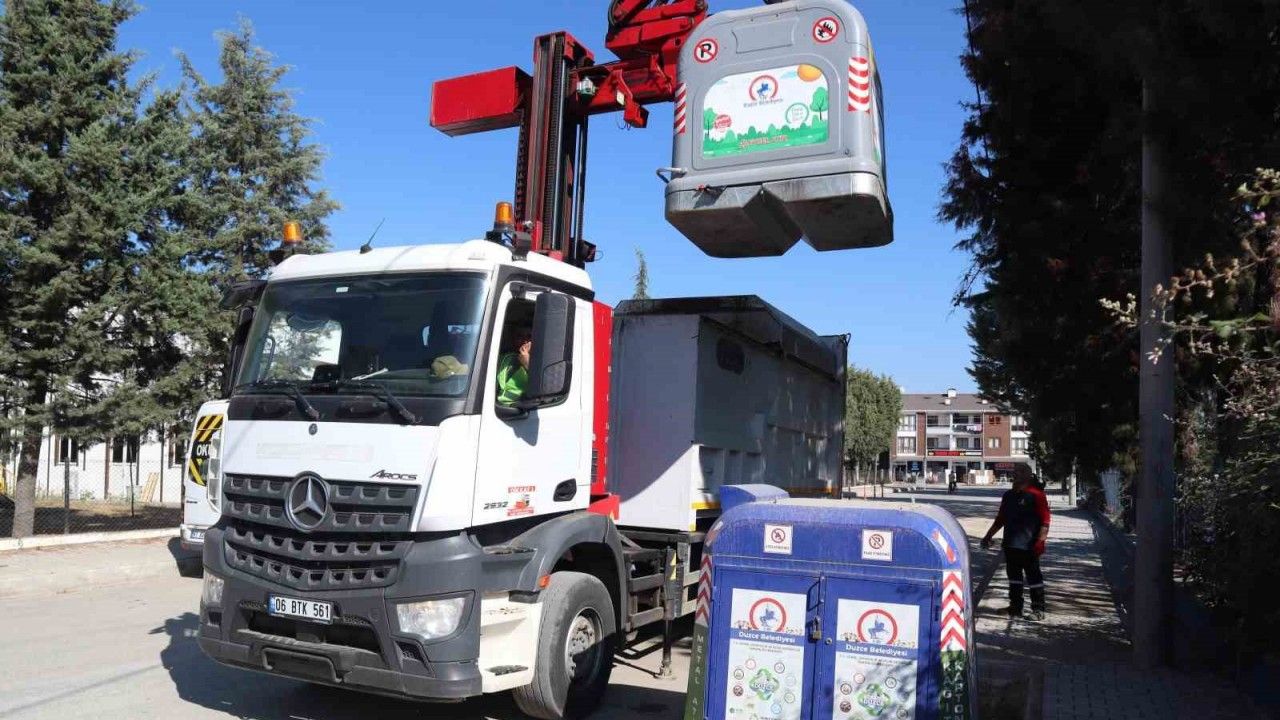 Toplu konutlara ikili atık konteynerleri yerleştirildi