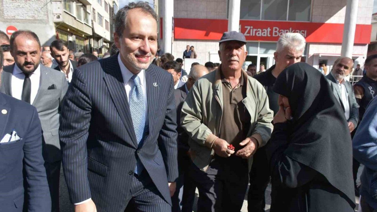 Yeniden Refah Partisi Genel Başkanı Erbakan: "Tosya’yı Milli Görüş belediyeciliği ile birleştireceğiz"