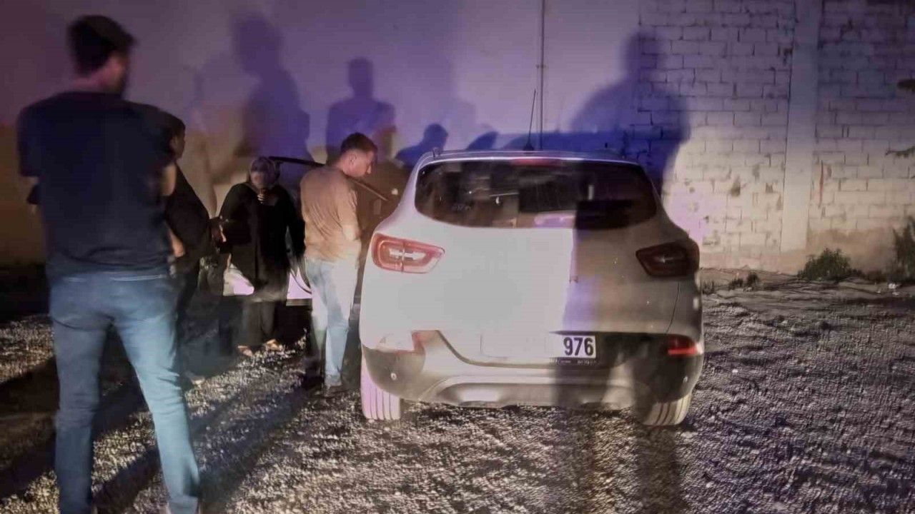 Park ettiği otomobilini bulamayan kadın, polisten yardım istedi