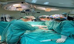 OMÜ Tıp Fakültesi Hastanesi koltukaltından kalp ameliyatına başladı