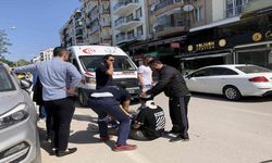 Sinop’ta motosikletten düşen kurye yaralandı