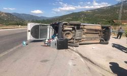 Amasya’da araç devrildi: Aynı aileden 1 ölü, 4 yaralı