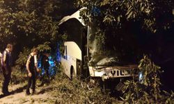 Amasya’da yolcu otobüsüyle kamyonet çarpıştı: 2 ölü, 8 yaralı