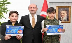 Başkan Ali Kılıç’tan kitap kurtlarına ödül
