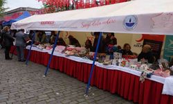 Trabzon’da depremzedeler için hayır panayırı düzenlendi