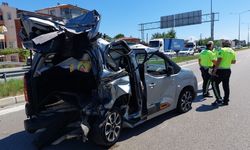 Freni tutmayan tırın biçtiği park halindeki aracın sürücüsü hayatını kaybetti