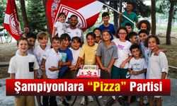 Şampiyonlara “Pizza” Partisi