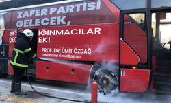 Ümit Özdağ'ın seçim otobüsünde korkutan yangın