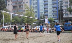 Plaj Voleybolu Turnuvası Akçaabat'ta heyecanla başladı!