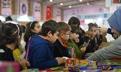 Çorum'da 11. düzenlenen Kültür Günleri ve Kitap Fuarı başladı