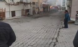 Kastamonu'da Elektrik Direği Alev Alev Yandı