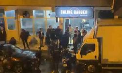 Ataşehir’de berber dükkanına silahlı saldırı kamerada: 1 yaralı