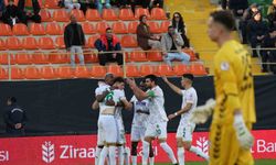 Ziraat Türkiye Kupası: Alanyaspor: 1 - Samsunspor: 0 (İlk yarı)