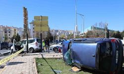 Elazığ’da trafik kazası: Önce araca ardından anne ve kızına çarptı