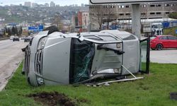Samsun’da otomobil ile kamyonet çarpıştı: 2 yaralı