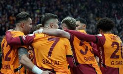 Galatasaray-Trabzonspor Maçında İlk Yarı: Galatasaray 2-1 Önde