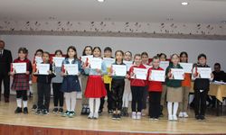 Bafra'da İlkokullar Arası İstiklal Marşı Güzel Okuma Yarışması Düzenlendi