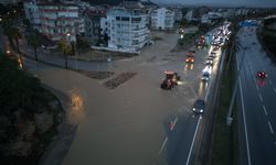 Manavgat’ta Şiddetli Yağmur: Su Baskınları ve Sel Felaketi