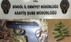 Bingöl’de Silah ve ecza malzemesi Operasyonu