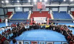 Düzce’de Arama Kurtarma Derneklerine Malzeme Desteği