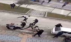 Tokat’ta Adliye Önünde Sopalı ve Tabureli Kavga: 9 Gözaltı!