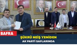 Şükrü Neiş, düzenlenen  törenle yeniden AK Parti'ye katıldı