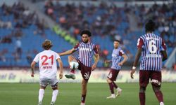 Karadeniz Derbisinde İlk Yarı Sürprizi;  Trabzonspor: 0 - Samsunspor: 1