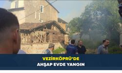 Vezirköprü’de yangın;  Ahşap ev kullanılmaz hale geldi
