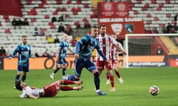 Antalyaspor, sahasında Samsunspor'u 3-1 mağlup etti