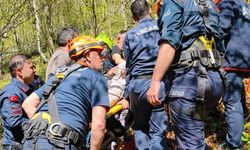 Atakum'da kayalıklardan düşen şahıs yaralandı