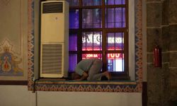 İlkadım Büyük Cami'de Mevlid Kandili  dualarla idrak edildi