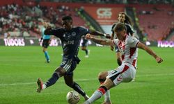 Samsunspor, sahasında Fenerbahçe ile karşılaşıyor