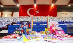 Canik Belediye'sinden çanta ve kırtasiye seti hediyesi