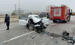 Samsun'da SUV araç direğe çarptı: 1 ölü, 3 yaralı