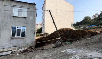 İnşaatta toprak kayması! Bir işçi yaralandı