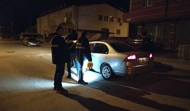 Çorum’da tartıştığı husumetlisini tabanca ile vurdu