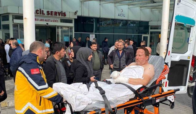 Karabük’te iki ev alevlere teslim oldu: 1 yaralı