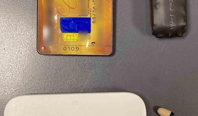 Kütahya'da Ehliyet sınavında böcek ile kopya girişimi