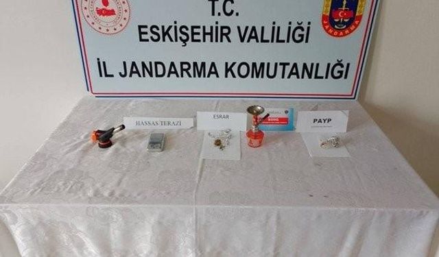 Eskişehir’de  jandarma ekiplerinden uyuşturucu operasyonu