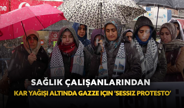 Van’daki sağlık çalışanlarından kar yağışı altında Gazze için ’sessiz protesto’