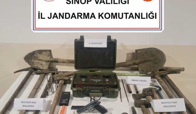 Sinop’un Erfelek İlçesinde Kaçak Kazıya Suçüstü! 3 gözaltı