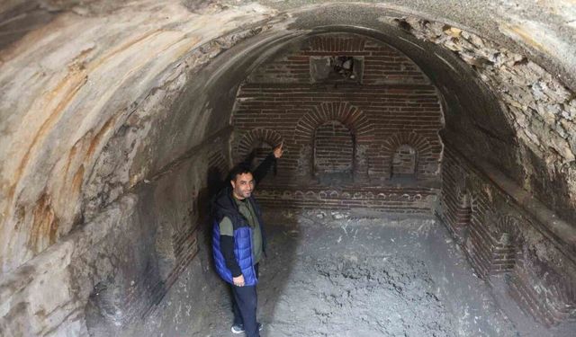 Hatay’da Enkazın Altından Tarih Çıktı: 5 Metre Derinlikte Bir Şapel