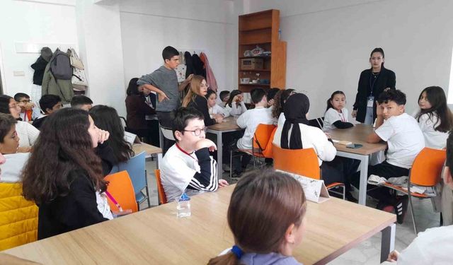 Sinop’ta Lakerda Festivali kortej yürüyüşü ile başladı.