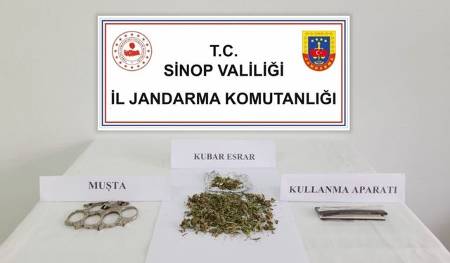Sinop'ta Uyuşturucu Operasyonu: 15,32 Gram Kubar Esrar ve Muşta Ele Geçirildi