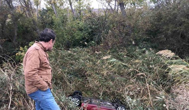Tekirdağ’da Takla Atan Otomobil Dereye Uçtu, Sürücü Mucizevi Şekilde Kurtuldu!