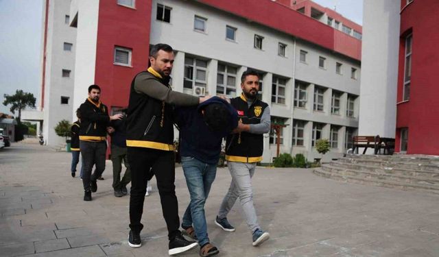 Adana'da Sokak Ortasında Cinayette: 4 Şüpheli Tutuklandı