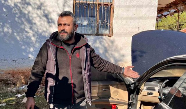 Antalya’da Park Halindeki Lüks Araçta Yangın Çıktı