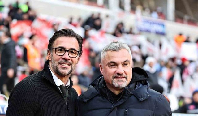 Sivasspor, Samsunspor müsebakasında ilk yarıda  golsüz eşitlik