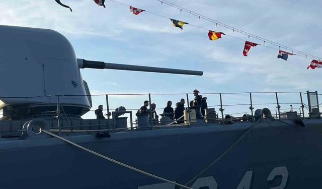 TCG Fatih Fırkateyni Sinop'ta Halkla Buluştu